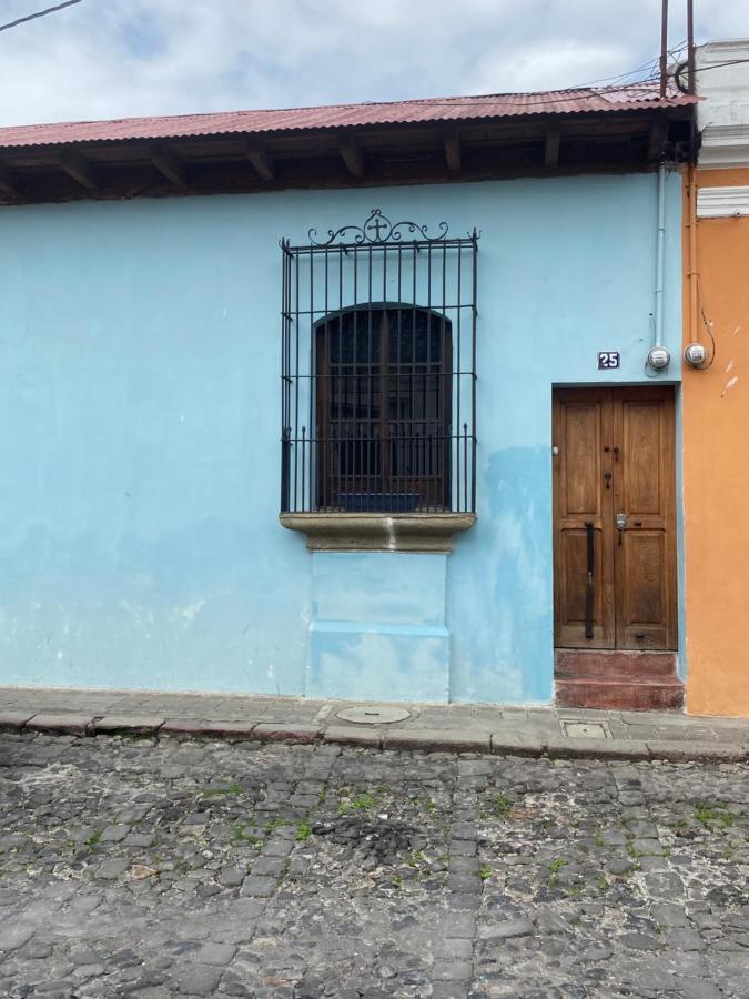 El Extranjero Hostal Antigua Zewnętrze zdjęcie